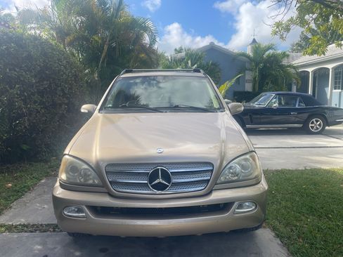 Used 2002 Mercedes-Benz ML 500 4MATIC image 5