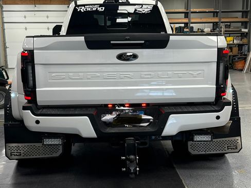 Used 2021 Ford F450 Lariat w/ Lariat Ultimate Package AWD/4WD image 5