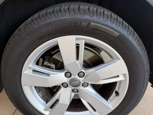 Used 2018 Audi Q5 2.0T Premium Plus AWD/4WD image 18