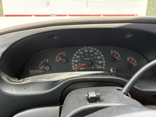 Used 1999 Ford E-350 and Econoline 350 Club Wagon RWD image 5