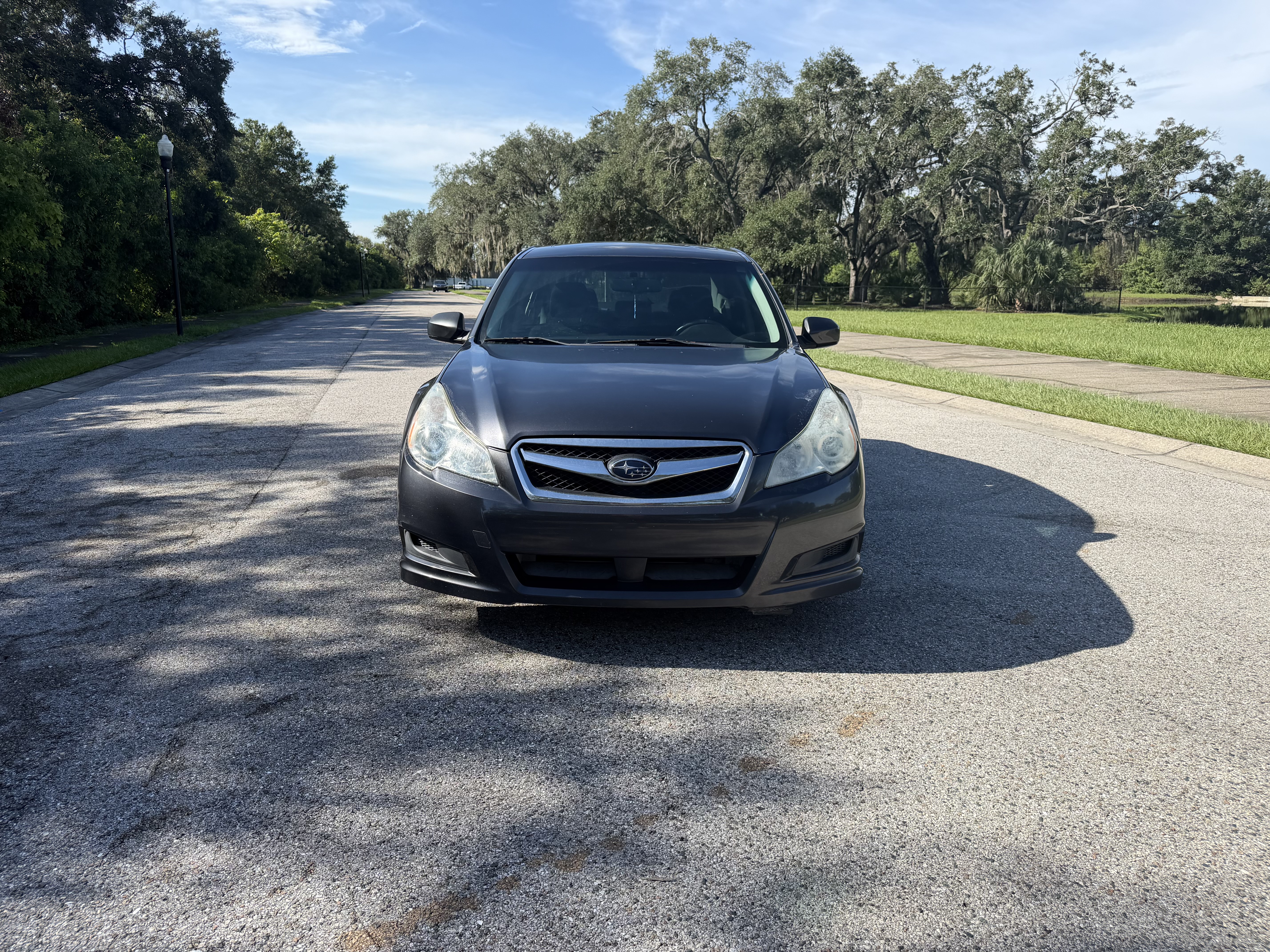 Used 2011 Subaru Legacy 2.5i Premium AWD/4WD image 2