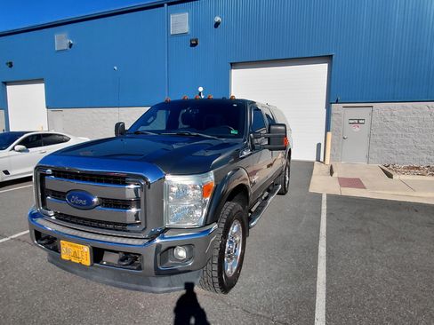 Used 2015 Ford F350 Lariat w/ Lariat Ultimate Package image 9
