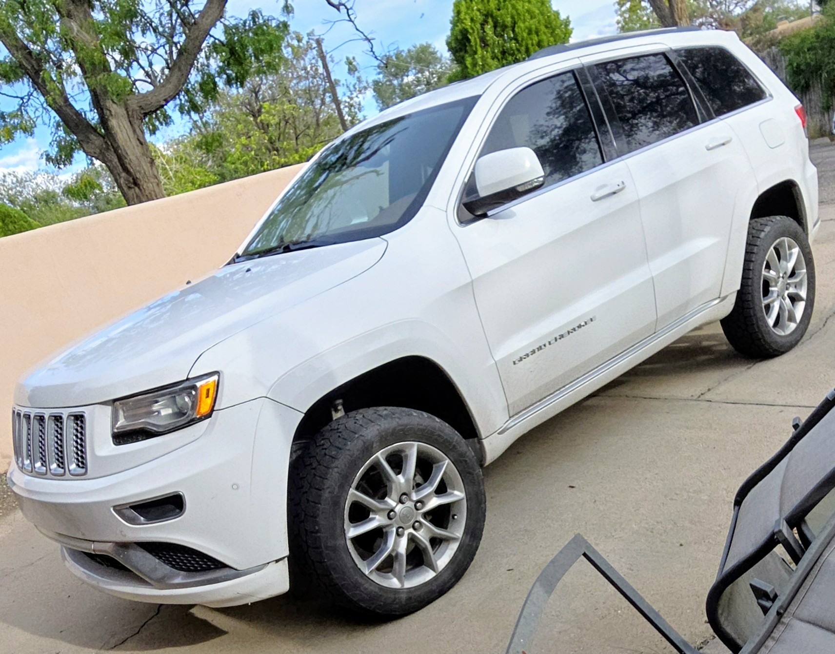 Used 2016 Jeep Grand Cherokee Summit w/ Platinum Series Group AWD/4WD image 1