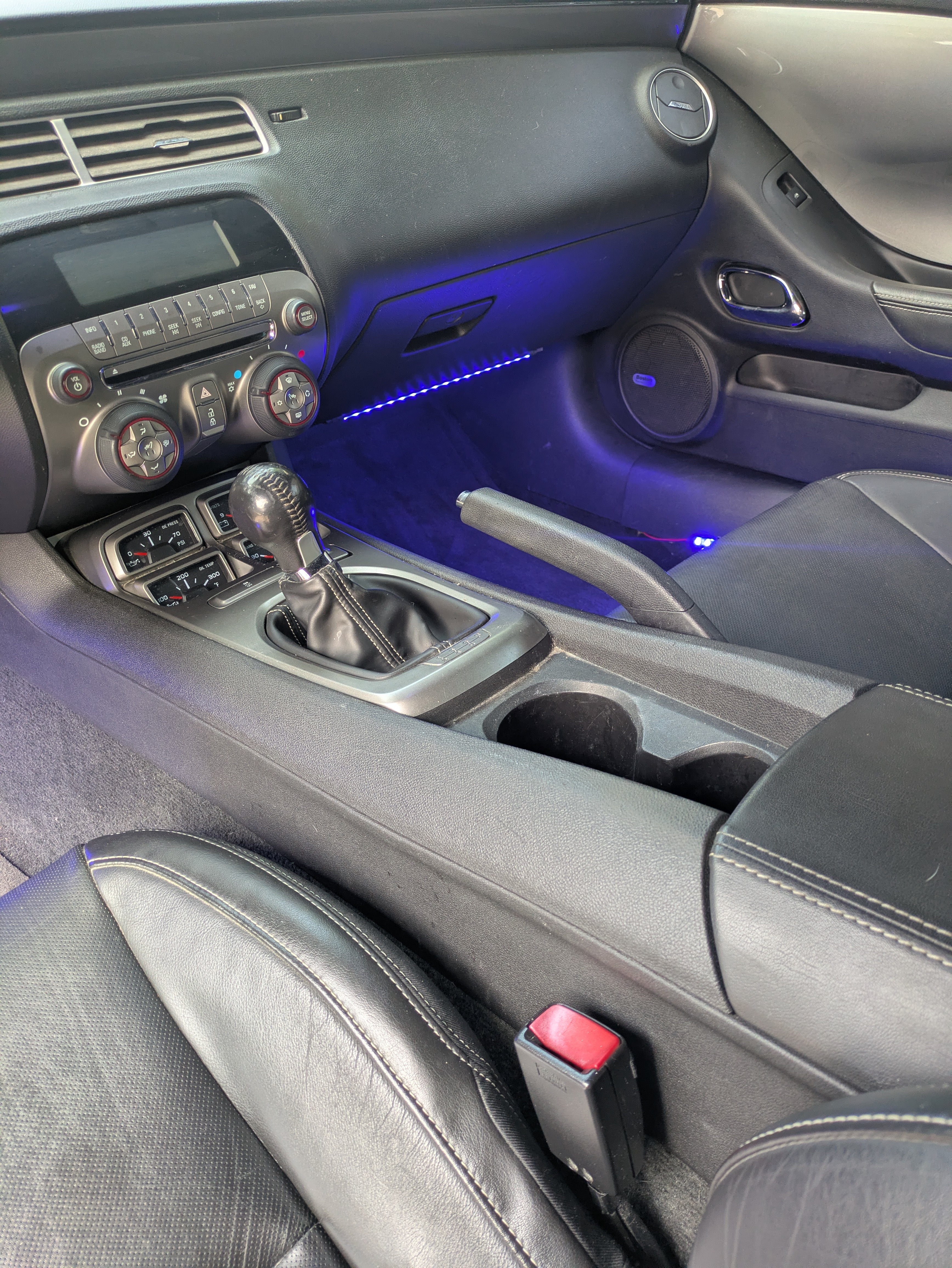 Used 2010 Chevrolet Camaro SS w/ LPO, Ground Effects Package RWD image 17