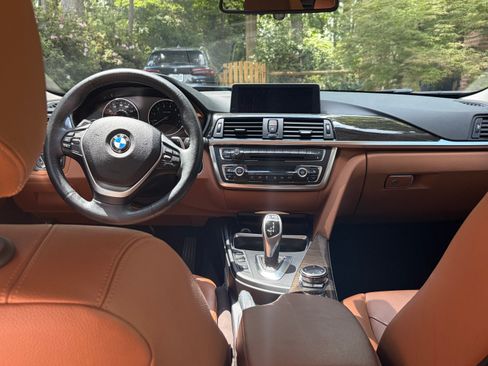 Used 2014 BMW 328i xDrive Wagon AWD/4WD image 12