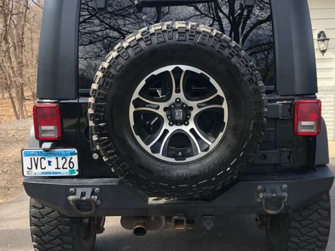 Used 2009 Jeep Wrangler Rubicon w/ Dual Top Group image 8