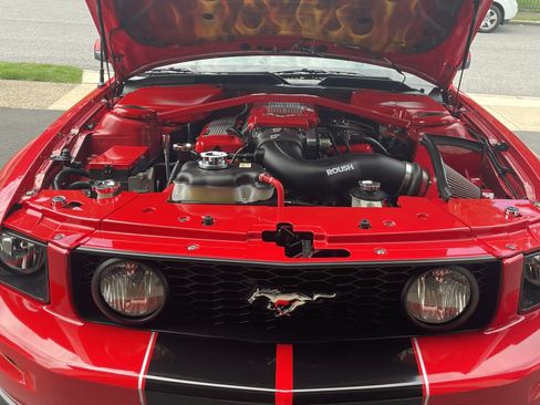 Used 2006 Ford Mustang GT Premium image 6