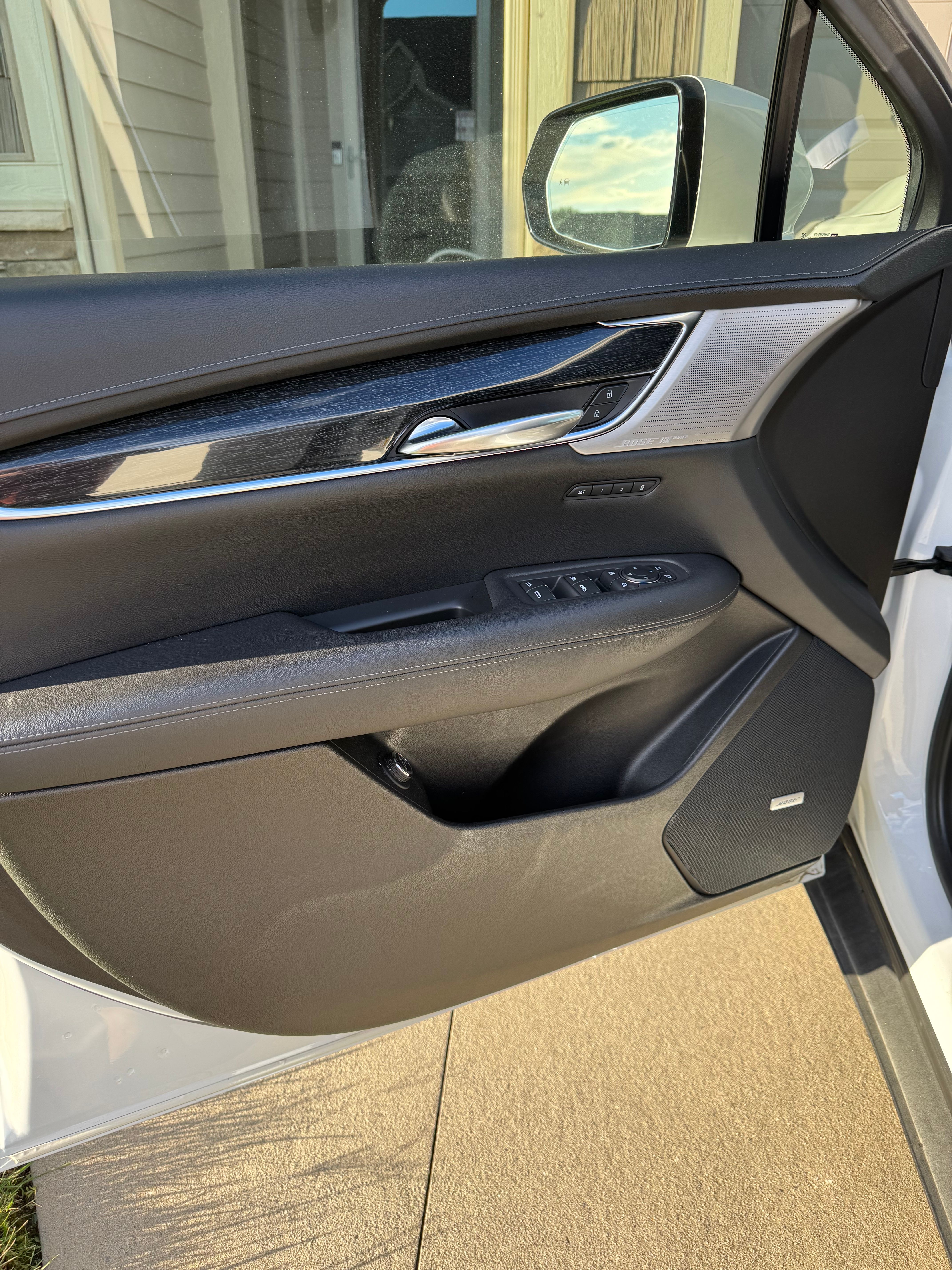 Used 2021 Cadillac XT5 Premium Luxury AWD/4WD image 11
