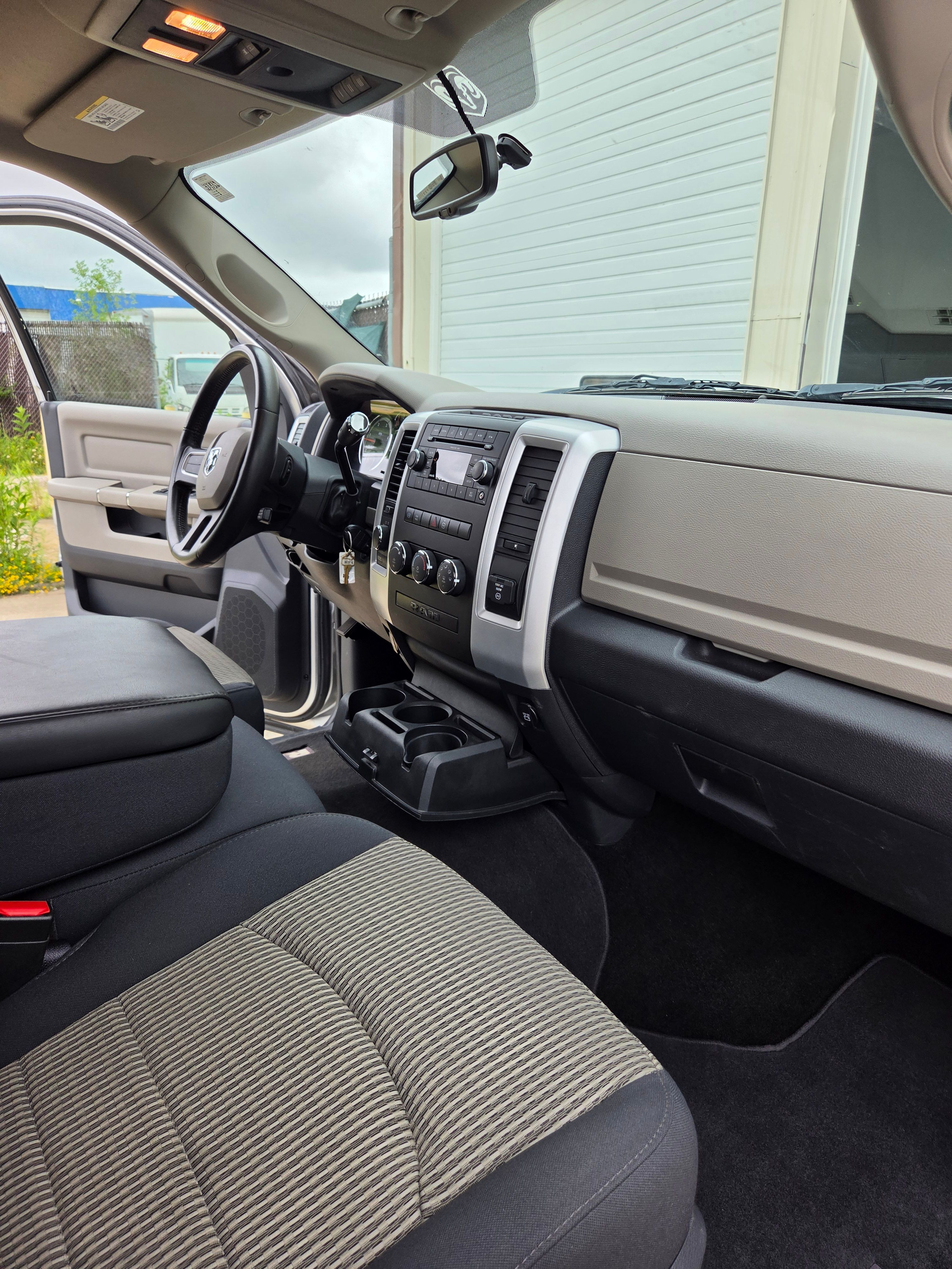 Used 2010 Dodge Ram 3500 Truck SLT w/ Big Horn Regional Package AWD/4WD image 19