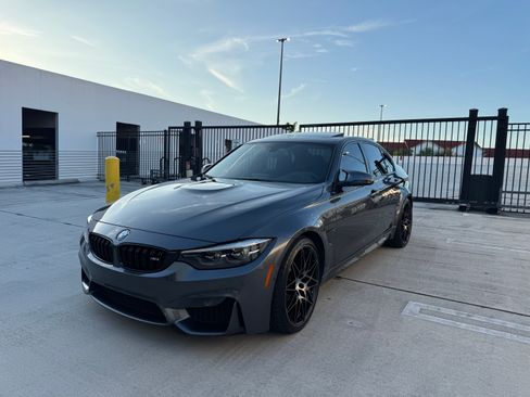 Used 2018 BMW M3 RWD image 2