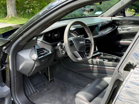 Used 2022 Audi RS e-tron GT w/ Year 1 Package AWD/4WD image 20