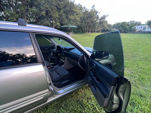 Used 2005 Subaru Forester 2.5XT AWD/4WD image 11