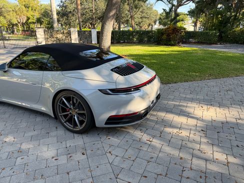 Used 2020 Porsche 911 Carrera 4S image 12