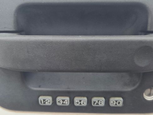 Used 2013 Ford F150 XLT image 21