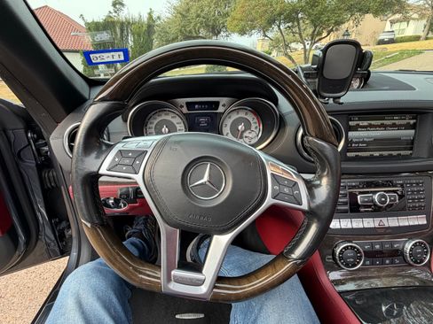 Used 2015 Mercedes-Benz SL 400 image 16