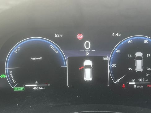 Used 2023 Toyota Highlander Limited image 2