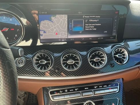 Used 2018 Mercedes-Benz E 400 Cabriolet image 11