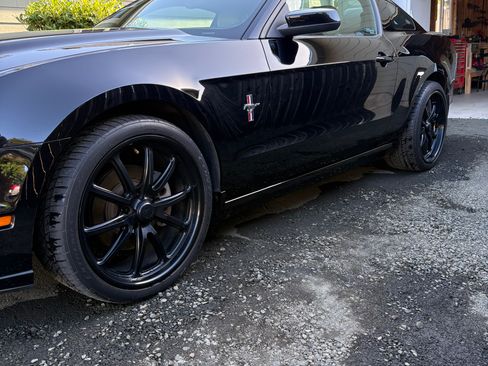 Used 2014 Ford Mustang Premium w/ Electronics Package RWD image 1