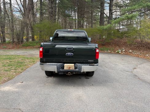 Used 2013 Ford F250 XLT w/ FX4 Off Road Pkg image 2