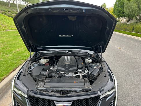 Used 2021 Cadillac CT4 V w/ Technology Package image 14