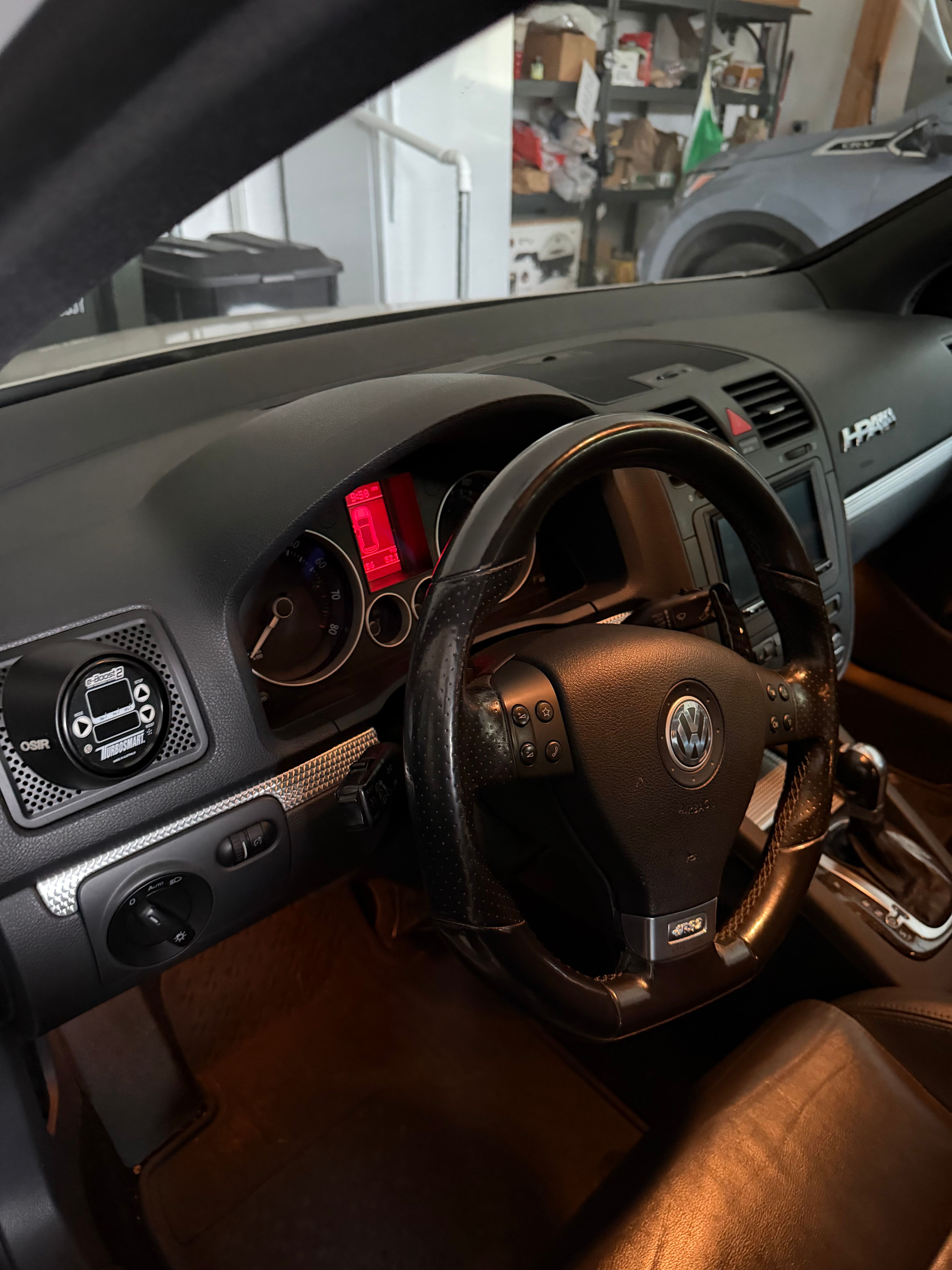 Used 2008 Volkswagen R32 AWD/4WD image 18
