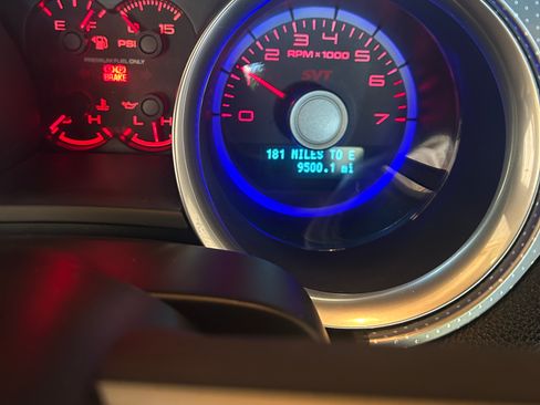 Used 2011 Ford Mustang Shelby GT500 image 9