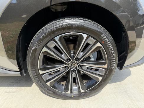 Used 2023 Toyota bZ4X FWD w/ Weather Package image 16