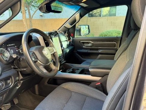 Used 2024 RAM 1500 Big Horn AWD/4WD image 6