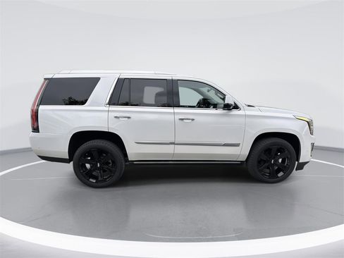 Used 2020 Cadillac Escalade ESV Luxury image 9