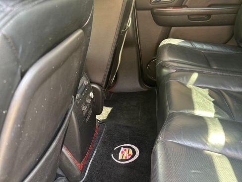 Used 2007 Cadillac Escalade EXT w/ Information Package image 18