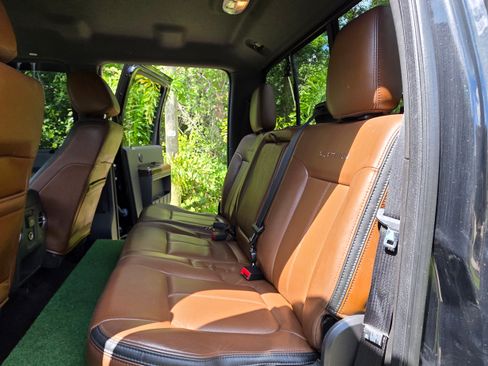 Used 2013 Ford F350 Platinum w/ FX4 Off Road Pkg AWD/4WD image 21