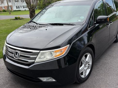 Used 2011 Honda Odyssey Touring image 8