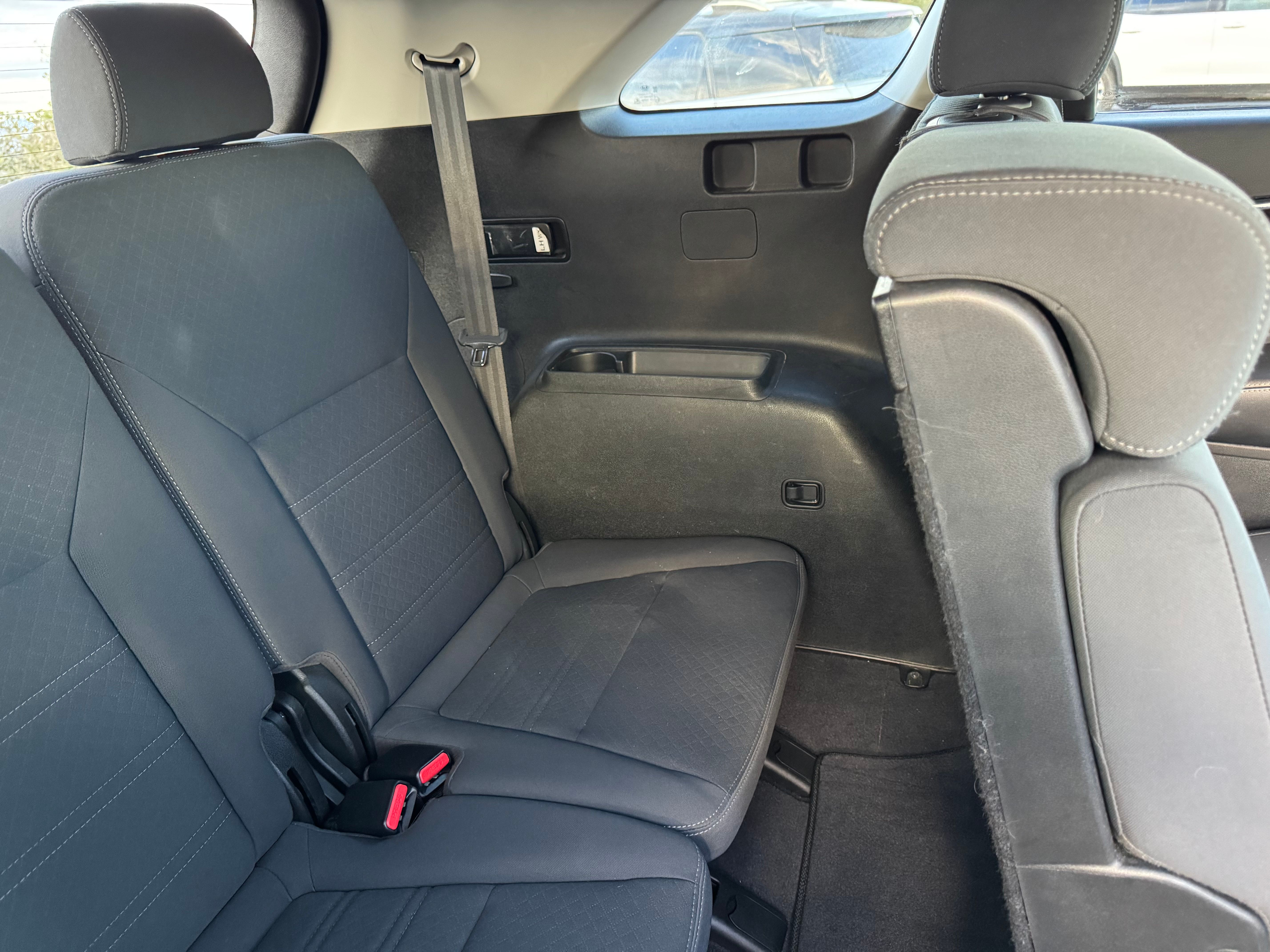 Used 2019 Kia Sorento L FWD image 20