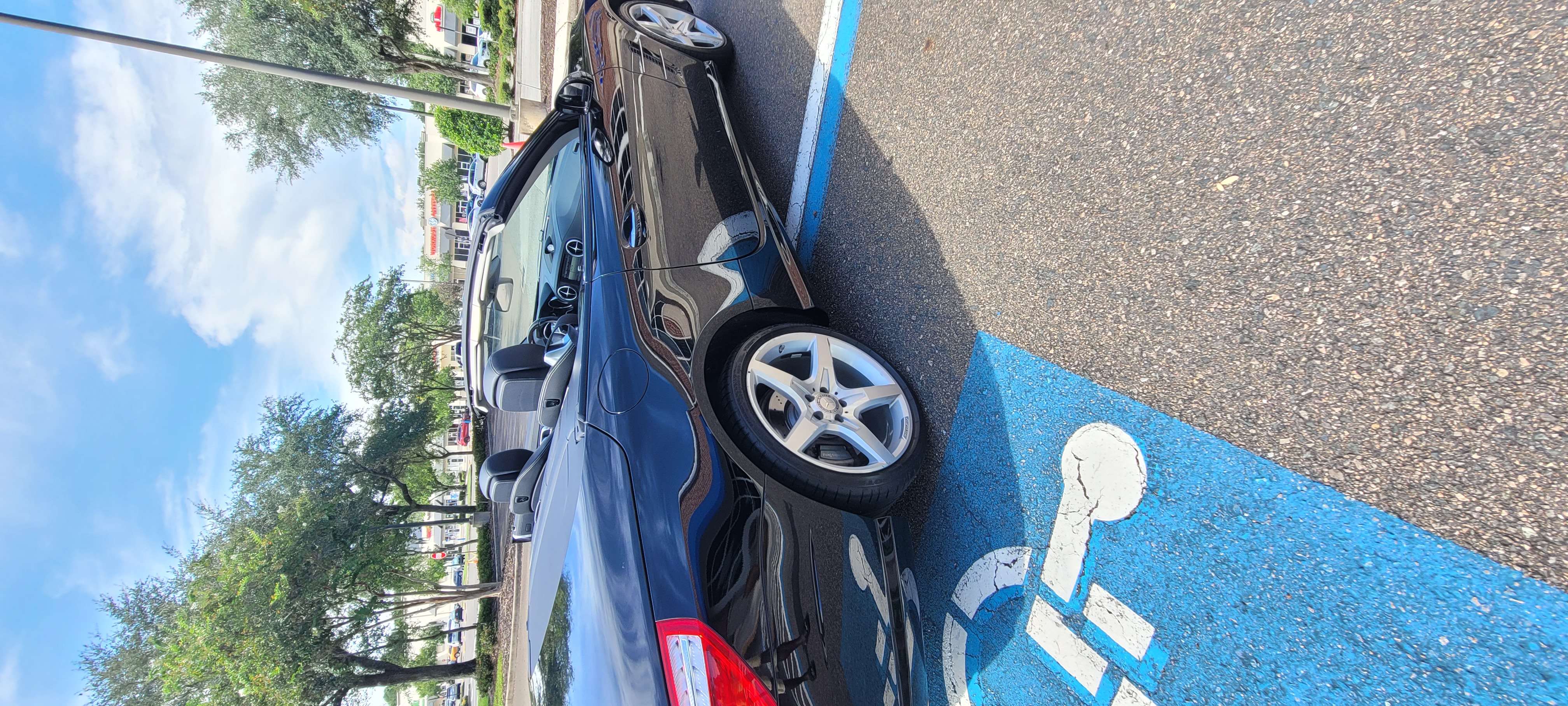 Used 2014 Mercedes-Benz SL 550 w/ Sport Wheel Package image 1