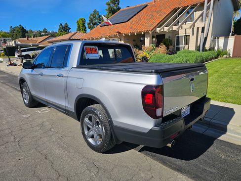 Used 2021 Honda Ridgeline RTL-E image 4