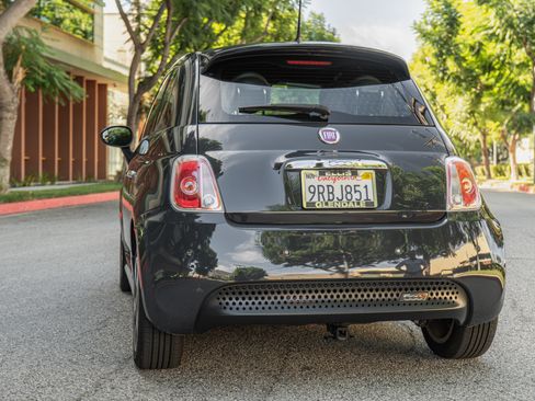Used 2016 FIAT 500 e image 9
