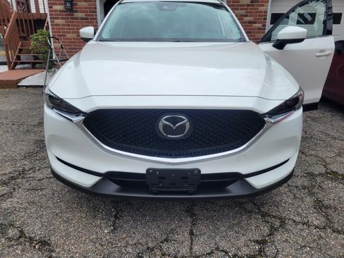 Used 2017 MAZDA CX-5 Grand Touring image 1