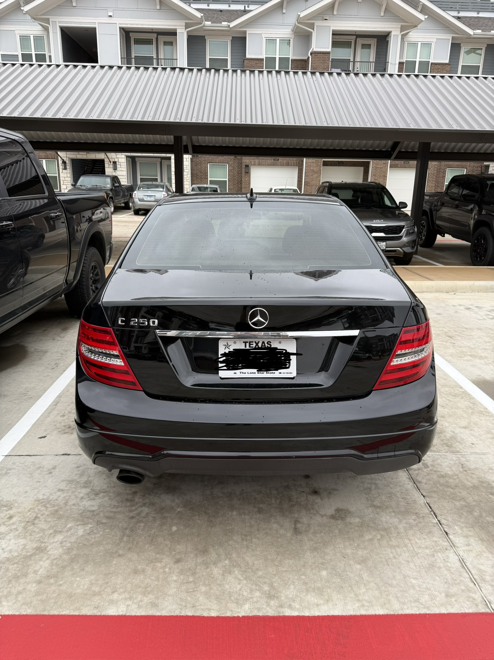 Used 2013 Mercedes-Benz C 250 Sedan image 11