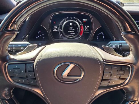 Used 2018 Lexus LS 500 w/ Luxury Package image 8