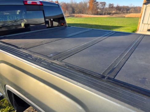 Used 2017 GMC Sierra 2500 Denali w/ Duramax Plus Package image 2