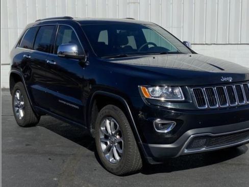 Used 2015 Jeep Grand Cherokee Limited w/ Trailer Tow Group IV image 16
