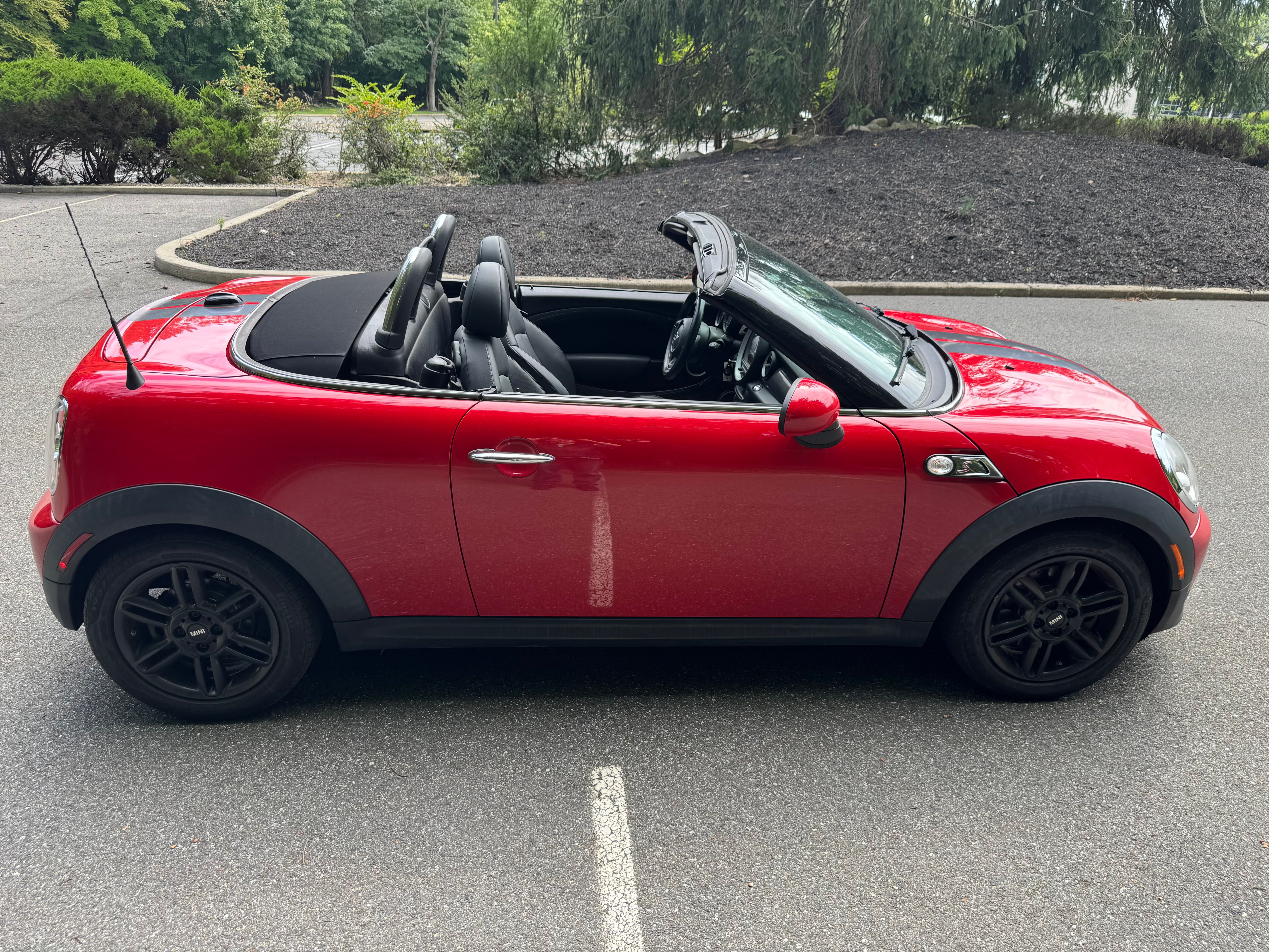 Used 2014 MINI Cooper Roadster S FWD image 8