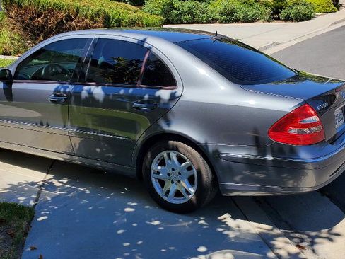 Used 2006 Mercedes-Benz E 350 Sedan image 15