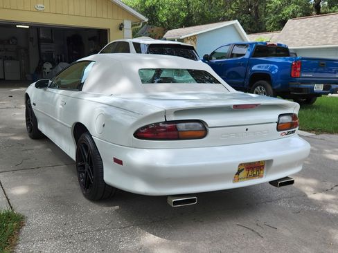 Used 1998 Chevrolet Camaro Z28 RWD image 6