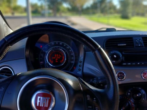 Used 2013 FIAT 500 Sport image 15