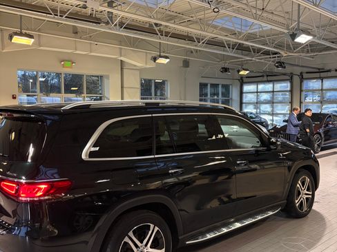 Used 2020 Mercedes-Benz GLS 450 4MATIC image 15