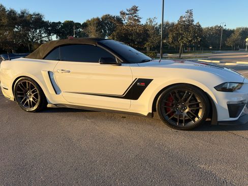 Used 2019 Ford Mustang GT Premium w/ GT Performance Package image 8