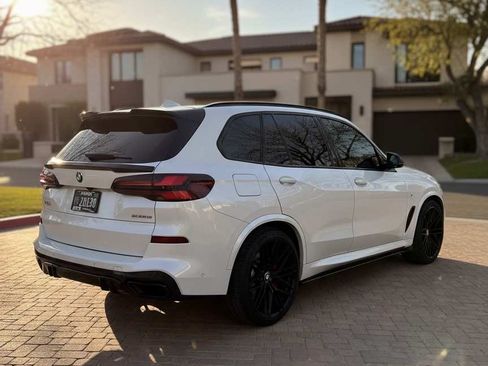 Used 2024 BMW X5 xDrive40i w/ M Sport Package image 2
