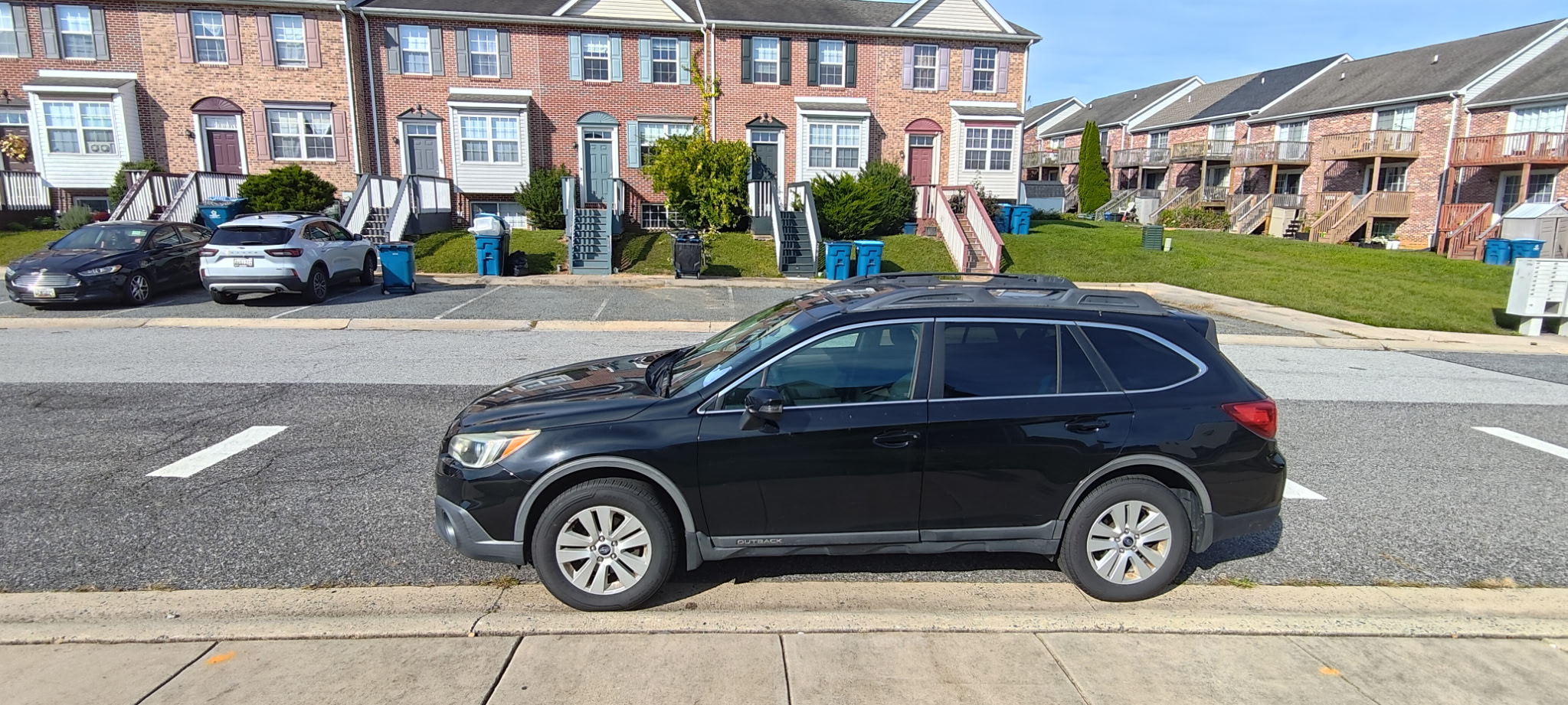 Used 2015 Subaru Outback 2.5i Premium AWD/4WD image 2