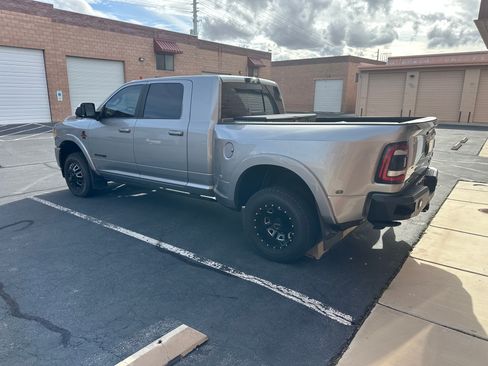 Used 2022 RAM 3500 Limited image 2